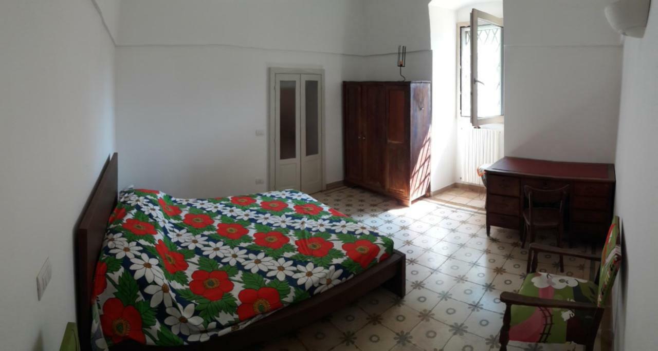Villa Fra Il Glicine E Il Sambuco à Monopoli Extérieur photo
